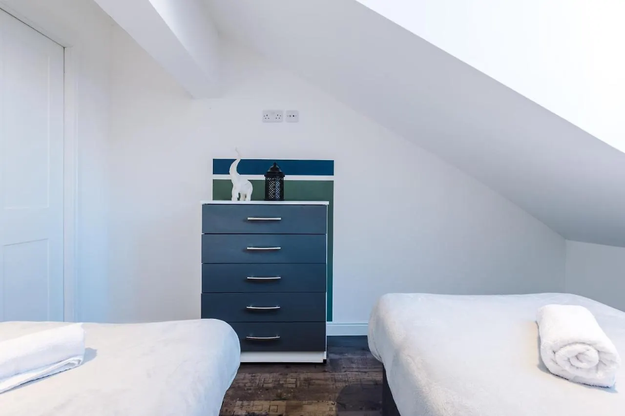 The Deluxe Apartments Of Blackpool - Gym - Cinema Room United Kingdom