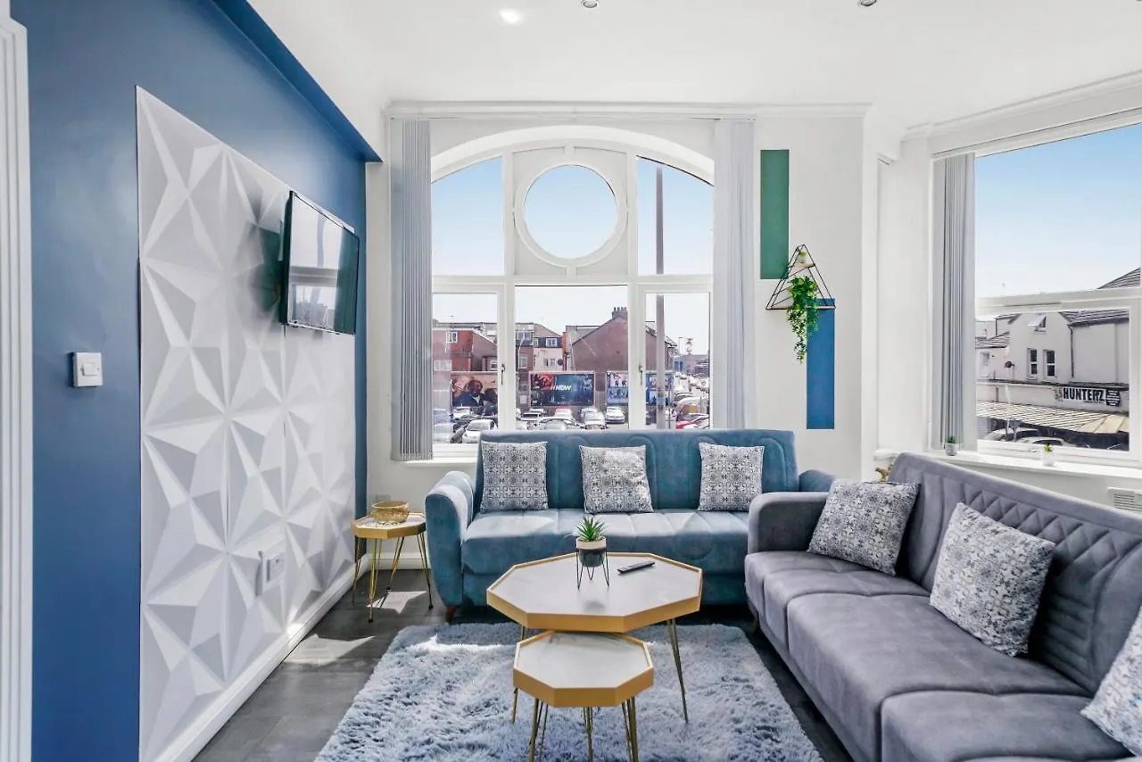 The Deluxe Apartments Of Blackpool - Gym - Cinema Room United Kingdom